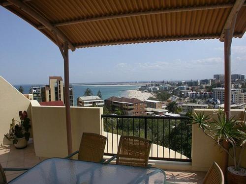 Meridian Caloundra Aparthotel Exterior photo