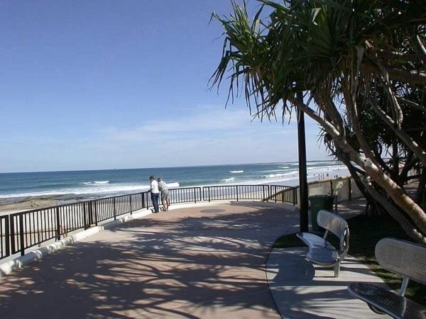 Meridian Caloundra Aparthotel Exterior photo